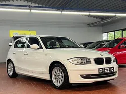 Weiß Gebraucht 2009 BMW 116 Sport Line Kleinwagen | 6.990 € (Teuer)