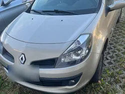 Beige Gebraucht 2007 Renault Clio II Authentique Limousine | 2.000 € (Guter Preis)