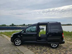 Deep black Gebraucht 2015 VW Caddy Comfortline Van / Kleinbus | 8.700 € (Guter Preis)