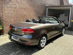 Braun Gebraucht 2011 VW Eos Cabrio | 8.900 €
