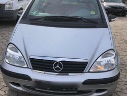 Silber Gebraucht 2003 Mercedes A140 Kombi | 700 €