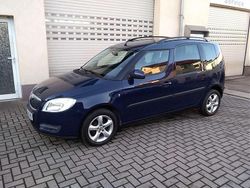 Pacificblau Gebraucht 2010 Skoda Roomster Plus Edition Van / Kleinbus | 6.990 €