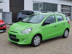 Apfelgrün Gebraucht 2013 Mitsubishi Space Star Limousine | 4.480 € (Teuer)