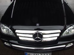 Schwarz metallic Gebraucht 2003 Mercedes ML270 SUV | 12.900 €