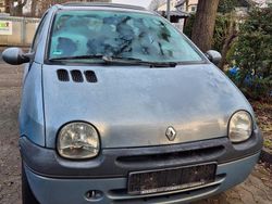 Blau Gebraucht 2003 Renault Twingo Kleinwagen | 1.100 €