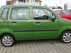 Grün Gebraucht 2002 Opel Agila Color Edition Kleinwagen | 1.500 € (Fairer Preis)