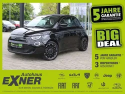 Onyx schwarz Gebraucht 2023 Fiat 500e La Prima Cabrio | 27.990 € (Etwas zu teuer)