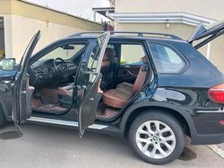 Schwarz Gebraucht 2010 BMW X5 SUV | 8.888 € (Fairer Preis)