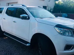 Weiß Gebraucht 2016 Nissan Navara Abholung | 25.000 €