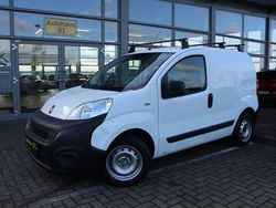 Weiß Gebraucht 2018 Fiat Fiorino Basis Van | 7.777 € (Fairer Preis)
