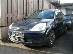 Blau Gebraucht 2004 Ford Fiesta Trend Limousine | 1.000 €