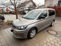 Beige Gebraucht 2022 VW Caddy Basis Van / Kleinbus | 28.900 € (Superpreis)