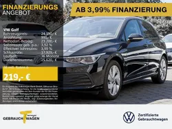 Schwarz Gebraucht 2024 VW Golf VIII Life Limousine | 24.190 € (Fairer Preis)