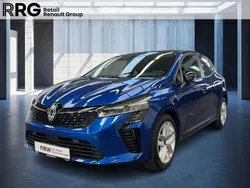 Blau Gebraucht 2024 Renault Clio V Evolution Limousine | 15.590 € (Guter Preis)