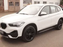 Weiß Gebraucht 2020 BMW X1 Advantage SUV | 17.017 € (Fairer Preis)