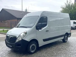 Weiß Gebraucht 2017 Opel Movano Van | 15.351 € (Etwas zu teuer)