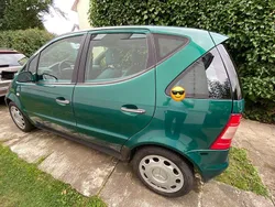 Grün Gebraucht 1998 Mercedes A160 Elegance Kleinwagen | 999 € (Fairer Preis)