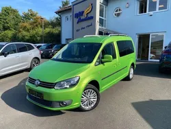 Viperngruen Gebraucht 2014 VW Caddy Maxi Cup Van / Kleinbus | 16.900 € (Teuer)