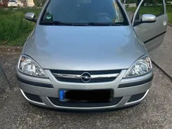 Silber Gebraucht 2004 Opel Corsa Kleinwagen | 1.100 € (Fairer Preis)