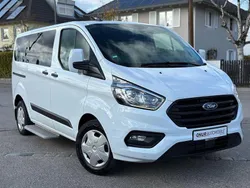 Weiß Gebraucht 2019 Ford Transit Custom Van / Kleinbus | 21.950 € (Fairer Preis)