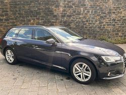 Blau Gebraucht 2018 Audi A4 Ambiente Kombi | 17.950 € (Guter Preis)