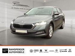 Grau (graphite grau metallic/graphitegrau met) Gebraucht 2023 Skoda Octavia Style Kombi | 26.490 € (Fairer Preis)