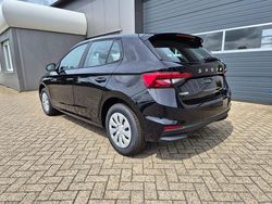 Deep black perleffekt deep black perleffekt Neu 2025 Skoda Fabia Selection Kleinwagen | 22.030 € (Guter Preis)