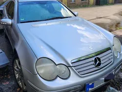 Gebraucht 2001 Mercedes C200 Coupé | 1.100 € (Fairer Preis)