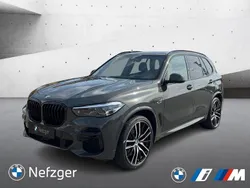 Grau Gebraucht 2022 BMW X5 M Sport SUV | 62.900 € (Fairer Preis)