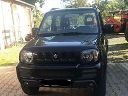 Schwarz Gebraucht 2012 Suzuki Jimny Comfort SUV | 16.000 € (Etwas zu teuer)