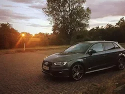 Grau Gebraucht 2016 Audi A3 Sportback S-Line Limousine | 18.000 € (Fairer Preis)