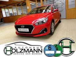 Rot Gebraucht 2020 Hyundai i30 YES! Kombi | 12.990 € (Fairer Preis)