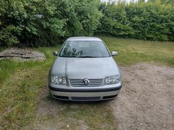 Silber Gebraucht 2001 VW Bora Limousine | 1.650 € (Fairer Preis)