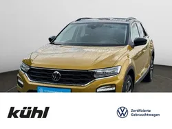 Gelb Gebraucht 2021 VW T-Roc Active SUV | 25.690 € (Fairer Preis)