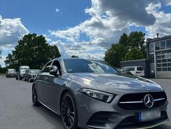 Grau Gebraucht 2018 Mercedes A250 AMG Kleinwagen | 24.900 € (Fairer Preis)