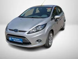 Silber Gebraucht 2011 Ford Fiesta Trend Kleinwagen | 4.700 € (Fairer Preis)