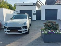 Grau Gebraucht 2021 Porsche Macan S SUV | 63.900 € (Teuer)