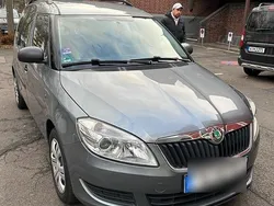 Grau Gebraucht 2010 Skoda Roomster Kombi | 3.199 €