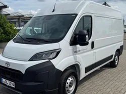 Weiß Neu 2025 Toyota Proace Comfort Van | 33.590 € (Guter Preis)
