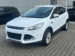 Weiß Gebraucht 2016 Ford Kuga Titanium SUV | 12.500 € (Guter Preis)