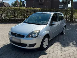 Grau Gebraucht 2008 Ford Fiesta Kleinwagen | 3.950 € (Teuer)