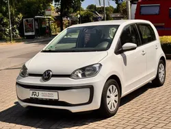 Weiß Gebraucht 2016 VW up! move up! Kleinwagen | 6.980 € (Fairer Preis)