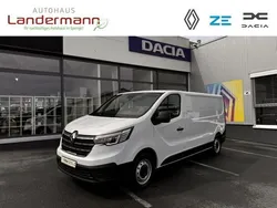 Polar weiss Gebraucht 2022 Renault Trafic Komfort Van | 28.990 € (Teuer)