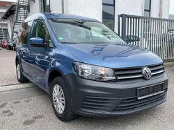 Blau Gebraucht 2016 VW Caddy Trendline Van / Kleinbus | 15.900 € (Fairer Preis)