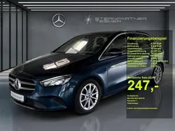Denimblau metallic Gebraucht 2019 Mercedes B180 Progressive Van / Kleinbus | 22.881 € (Guter Preis)
