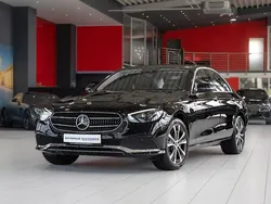 Schwarz Gebraucht 2024 Mercedes E300 Avantgarde Limousine | 45.980 € (Superpreis)