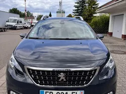 Schwarz Gebraucht 2019 Peugeot 2008 Allure SUV | 10.900 €