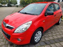 Rot Gebraucht 2011 Hyundai i20 Limousine | 3.998 € (Fairer Preis)