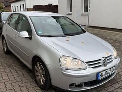 Silber Gebraucht 2004 VW Golf IV Comfortline Limousine | 1.600 € (Fairer Preis)
