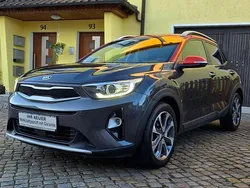 Grau Gebraucht 2018 Kia Stonic Spirit SUV | 14.550 € (Fairer Preis)